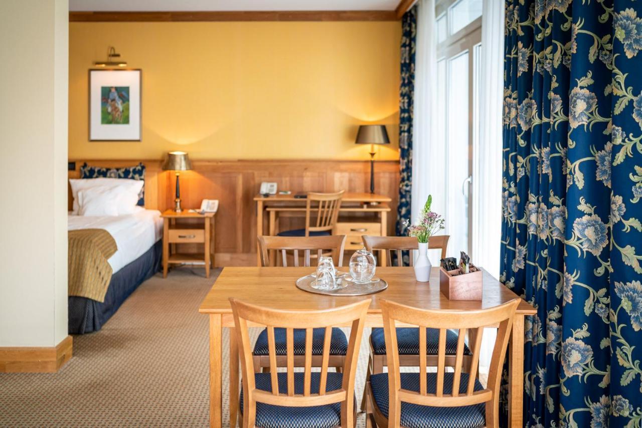 Waldhotel Tannenhaeuschen Wesel  Eksteriør billede