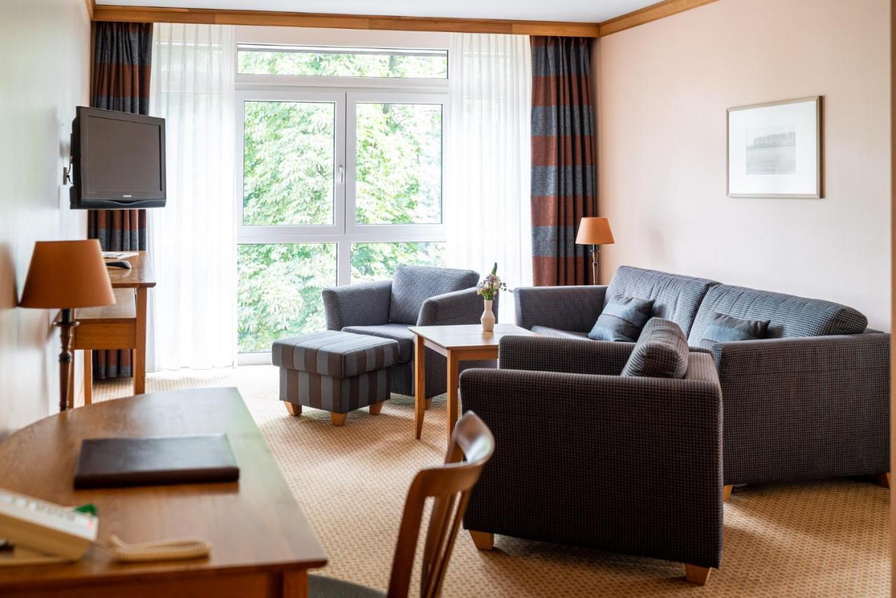 Waldhotel Tannenhaeuschen Wesel  Eksteriør billede